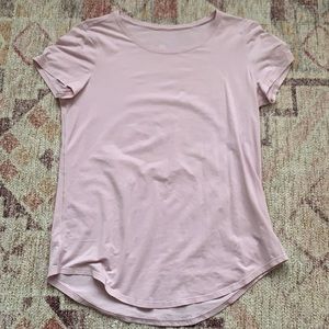 Lululemon T-shirt
